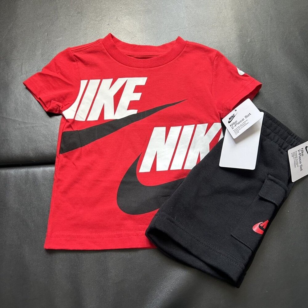 NWT Nike Athletic Set Boys Size 2T
